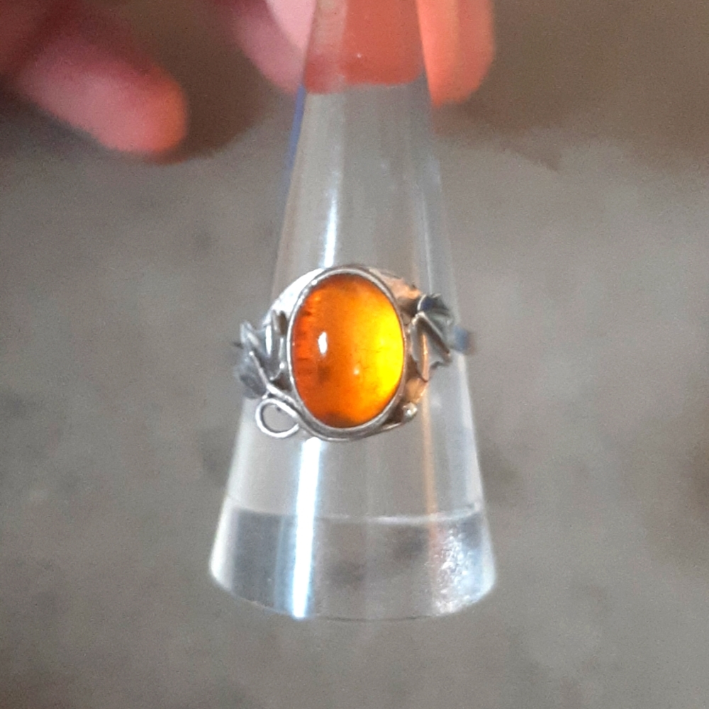 Sterling silver cabochon amber ring